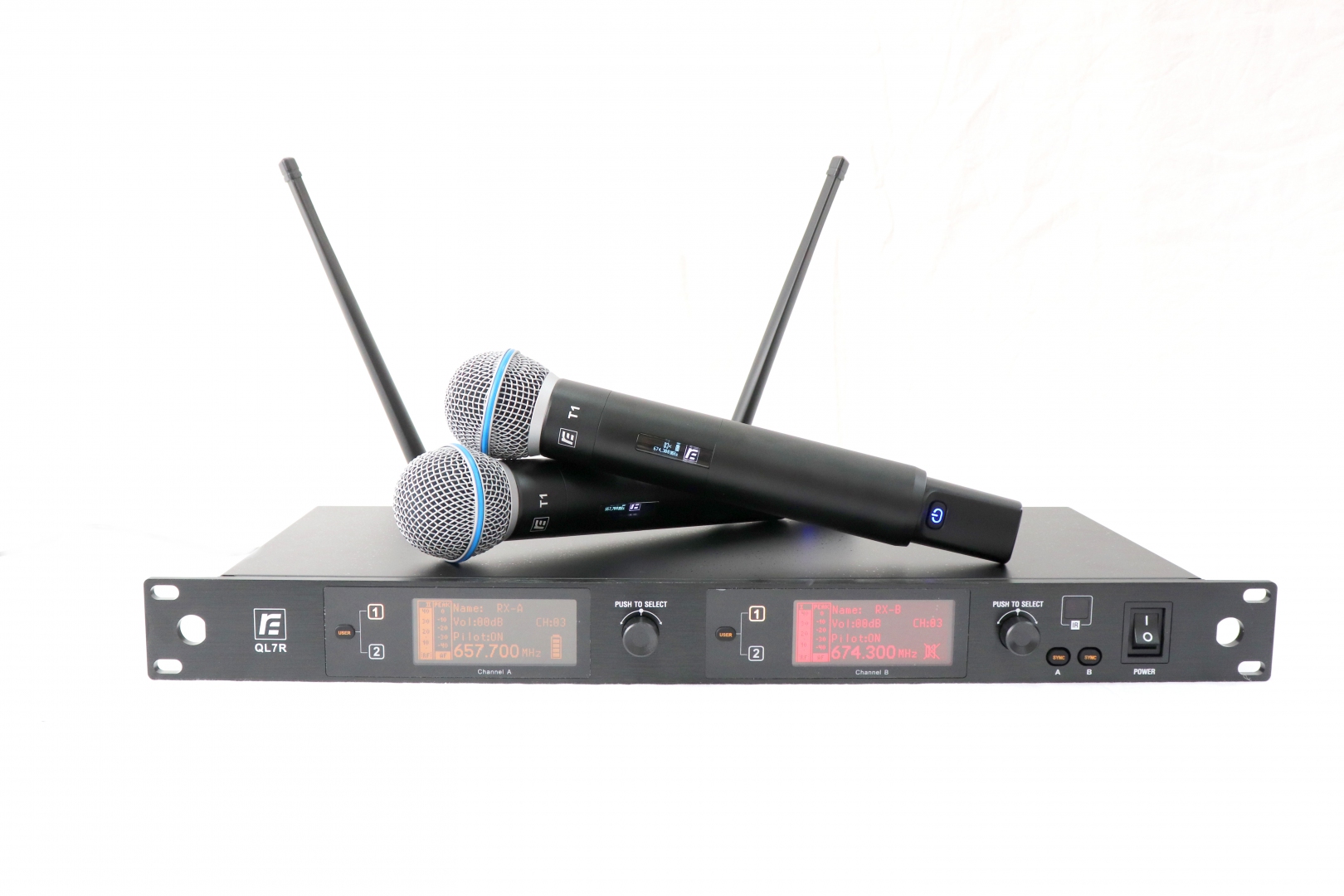 RFIntell QL7R/T1-B 720,500-754,000 МГц 2-канальная радиосистема с 2-мя ручными микрофонами в Советской Гавани